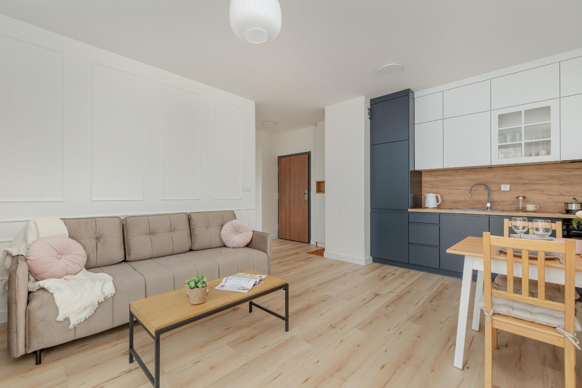 Cozy Apartment Orawska With Balcony By Noclegi Renters Krakow Exterior photo