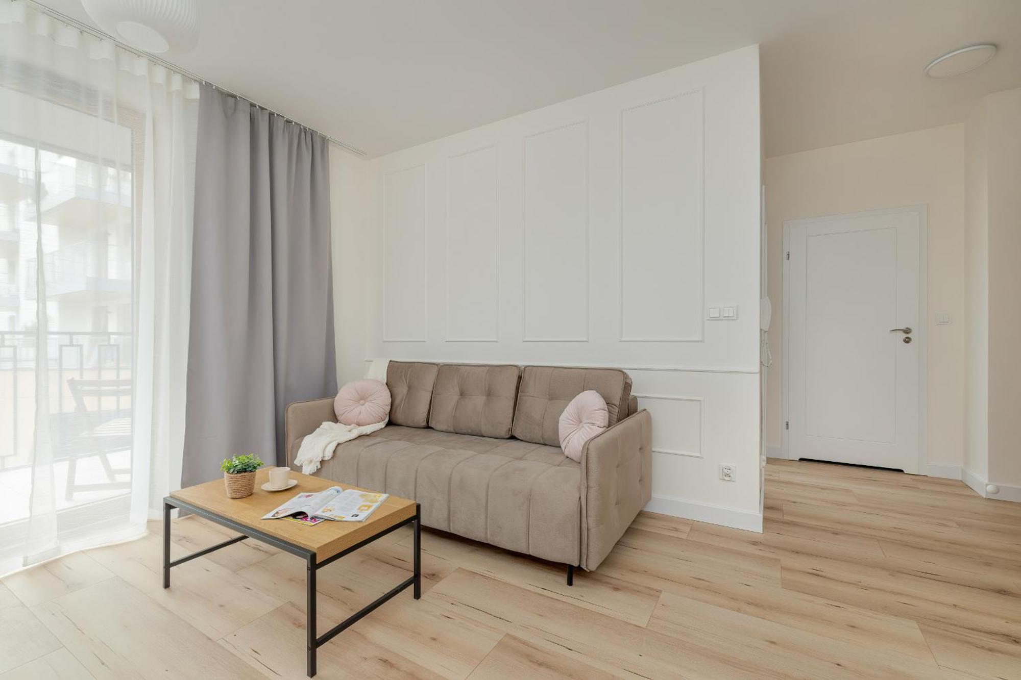 Cozy Apartment Orawska With Balcony By Noclegi Renters Krakow Exterior photo
