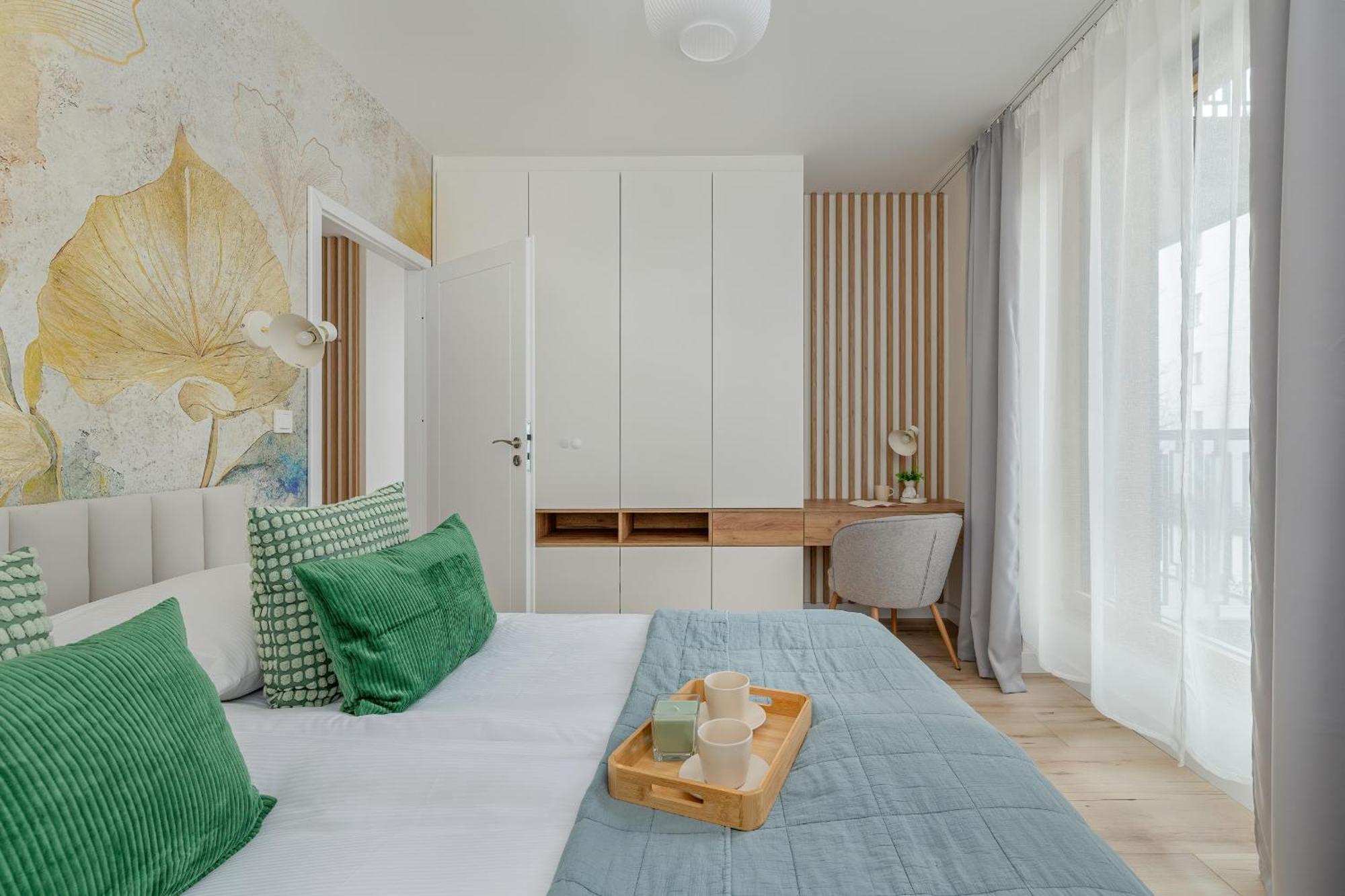 Cozy Apartment Orawska With Balcony By Noclegi Renters Krakow Exterior photo