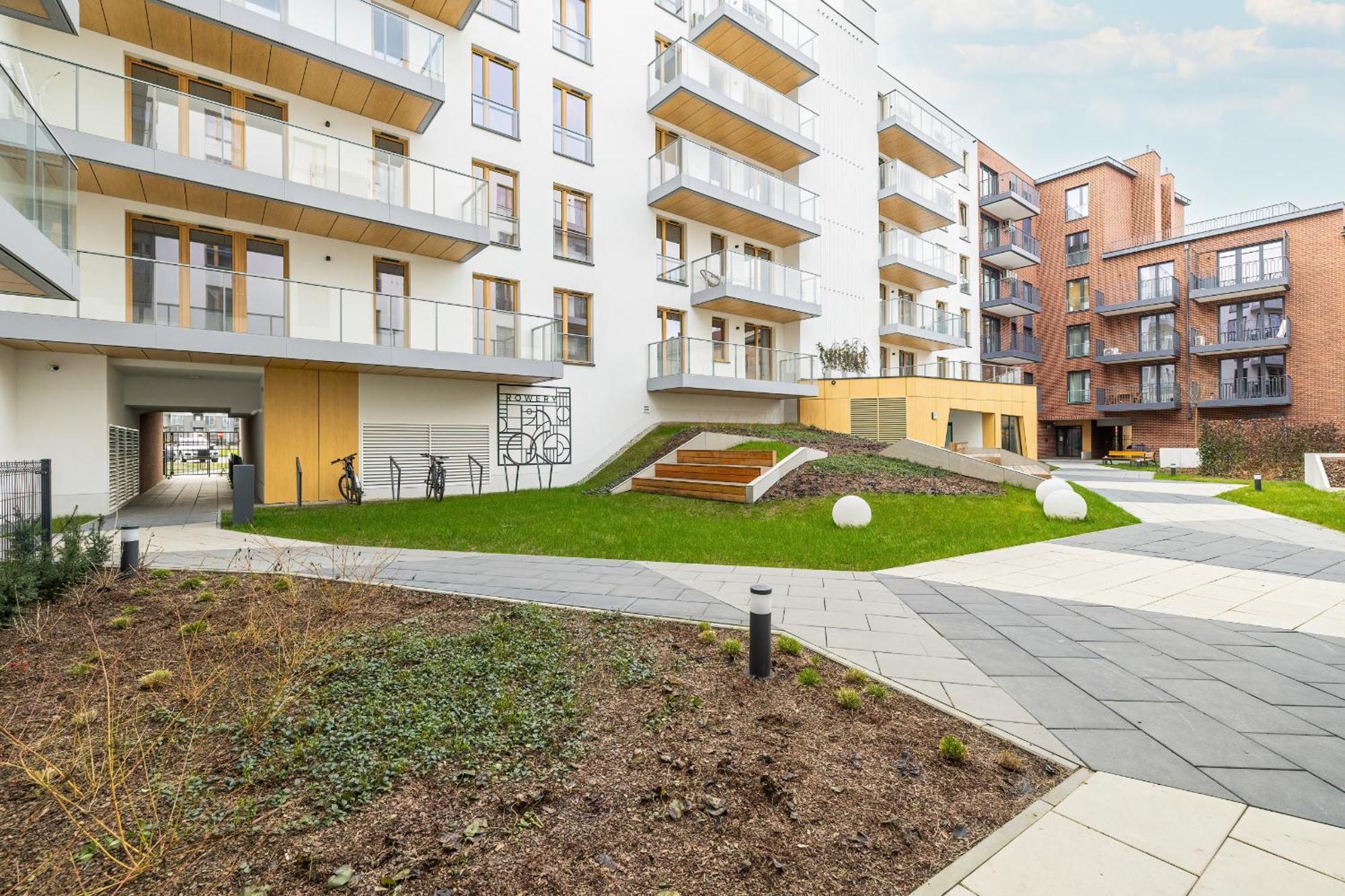 Cozy Apartment Orawska With Balcony By Noclegi Renters Krakow Exterior photo